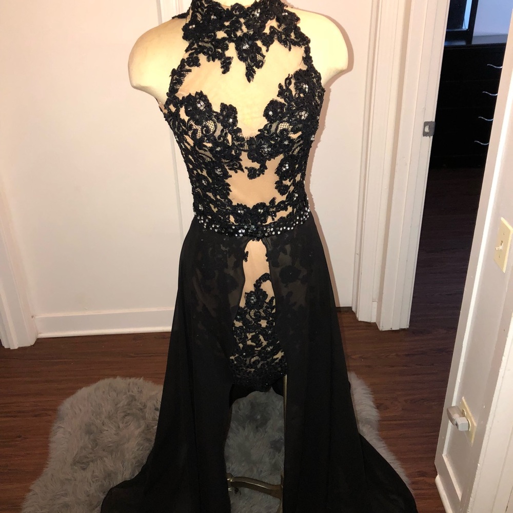 Sherri Hill Prom Dress